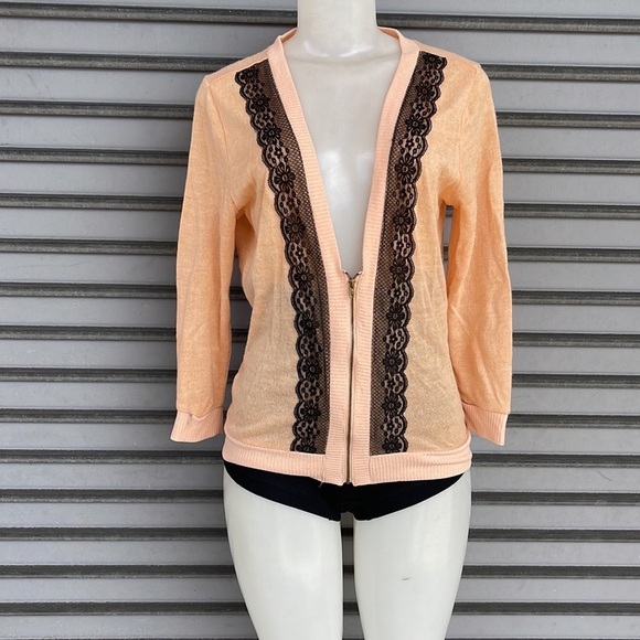 Live To Be Spoiled Cardigan Sweater Zip Up Size L - Picture 2 of 9